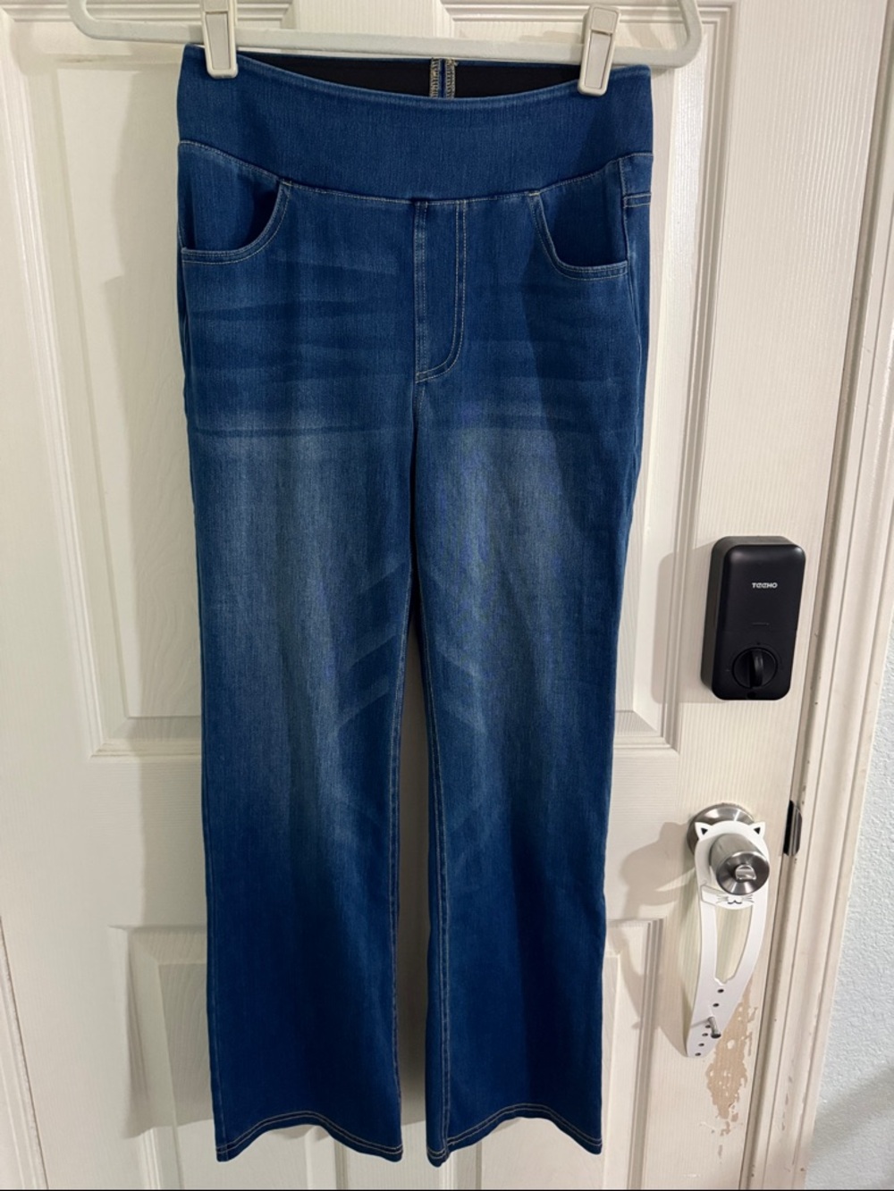 HALARA Women’s Dark Blue Bootcut Pull-On Jeans